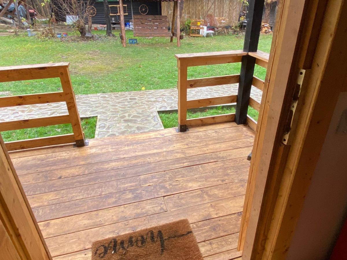 Casutele Doftanei Lägenhet Teşila Exteriör bild