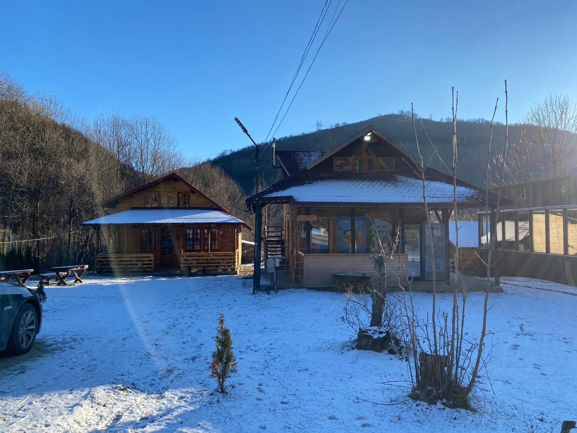 Casutele Doftanei Lägenhet Teşila Exteriör bild